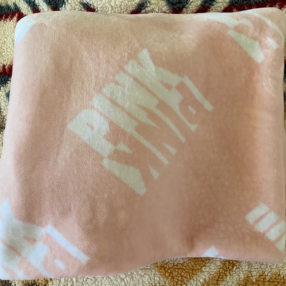 PINK Victoria's Secret Other - VS Pink blanket